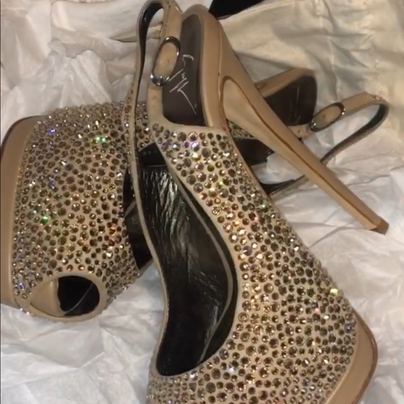 Giuseppe Zanotti Suede Crystal Peep Toe Platform - Picture 5 of 12